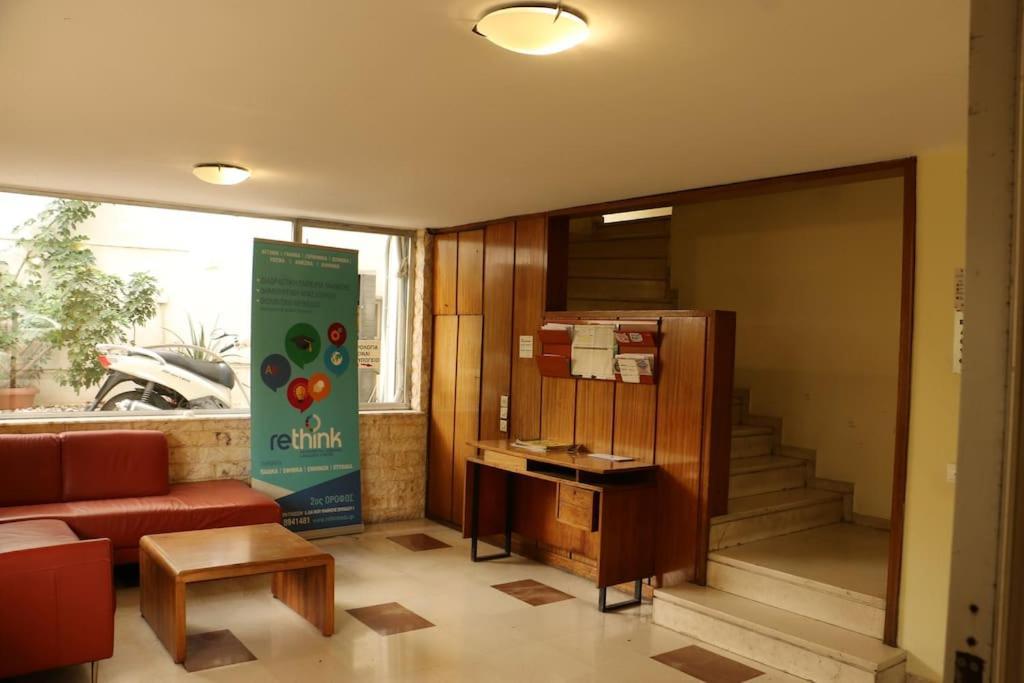 Ferienwohnung Glyfada Path Of Poets Athen Exterior foto